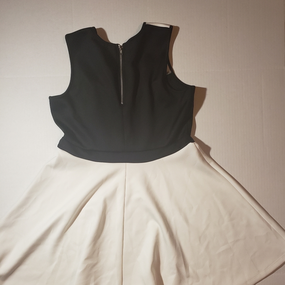 NWT Women's Miss Chievous Dress. Junior's Size XL - Picture 2 of 6